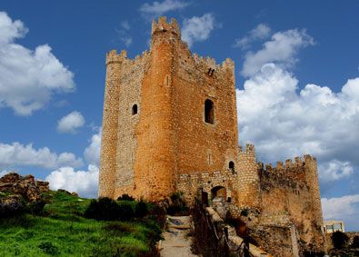 Alcalá del Júcar castle on the cliff